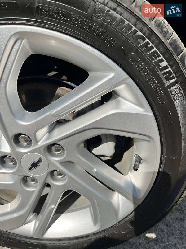 Хэтчбек Chevrolet Bolt EV 2022 в Костополе фото 8 Хэтчбек Chevrolet Bolt EV 2022 в Костополе