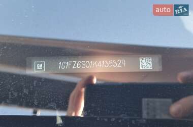 Хэтчбек Chevrolet Bolt EV 2019 в 