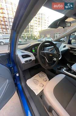 Хетчбек Chevrolet Bolt EV 2020 в 