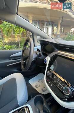 Хетчбек Chevrolet Bolt EV 2020 в 