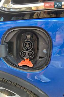 Хетчбек Chevrolet Bolt EV 2020 в 