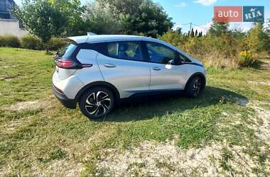 Хэтчбек Chevrolet Bolt EV 2023 в 