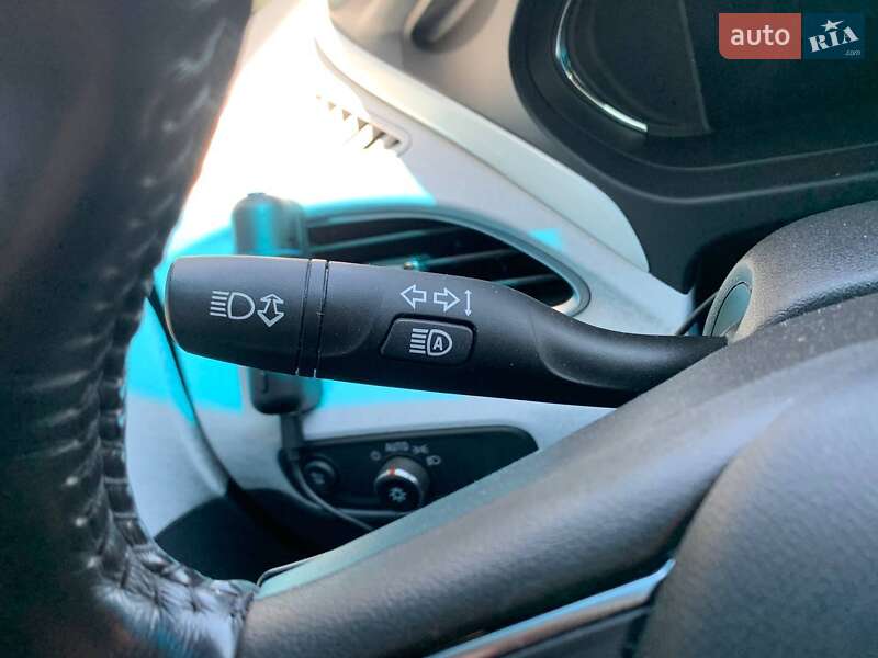 Хэтчбек Chevrolet Bolt EV 2019 в Львове