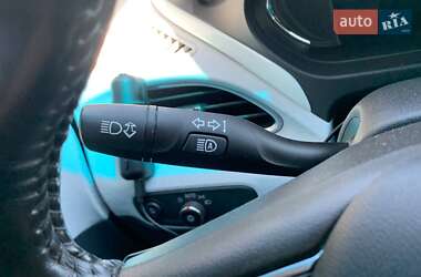 Хэтчбек Chevrolet Bolt EV 2019 в 