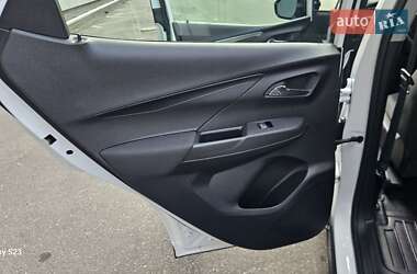 Хэтчбек Chevrolet Bolt EV 2021 в 