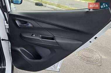 Хэтчбек Chevrolet Bolt EV 2021 в 