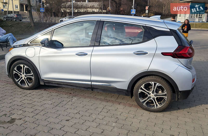 Хэтчбек Chevrolet Bolt EV 2017 в Львове