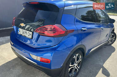 Хэтчбек Chevrolet Bolt EV 2021 в 