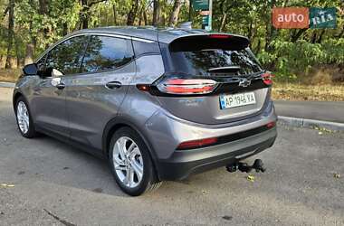 Хэтчбек Chevrolet Bolt EV 2022 в 