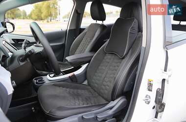 Хэтчбек Chevrolet Bolt EV 2020 в 