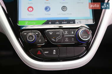 Хэтчбек Chevrolet Bolt EV 2020 в 