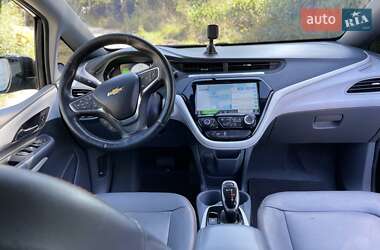 Хетчбек Chevrolet Bolt EV 2017 в 