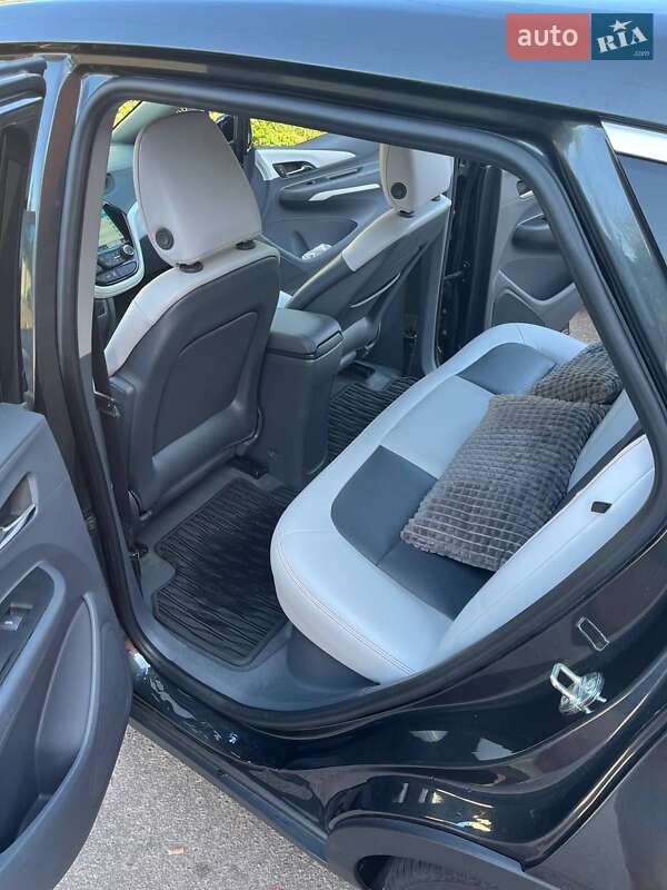 Хэтчбек Chevrolet Bolt EV 2020 в Житомире фото 7 Хэтчбек Chevrolet Bolt EV 2020 в Житомире