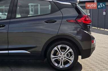 Хэтчбек Chevrolet Bolt EV 2021 в 