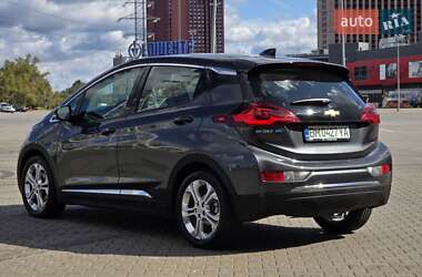 Хэтчбек Chevrolet Bolt EV 2021 в 