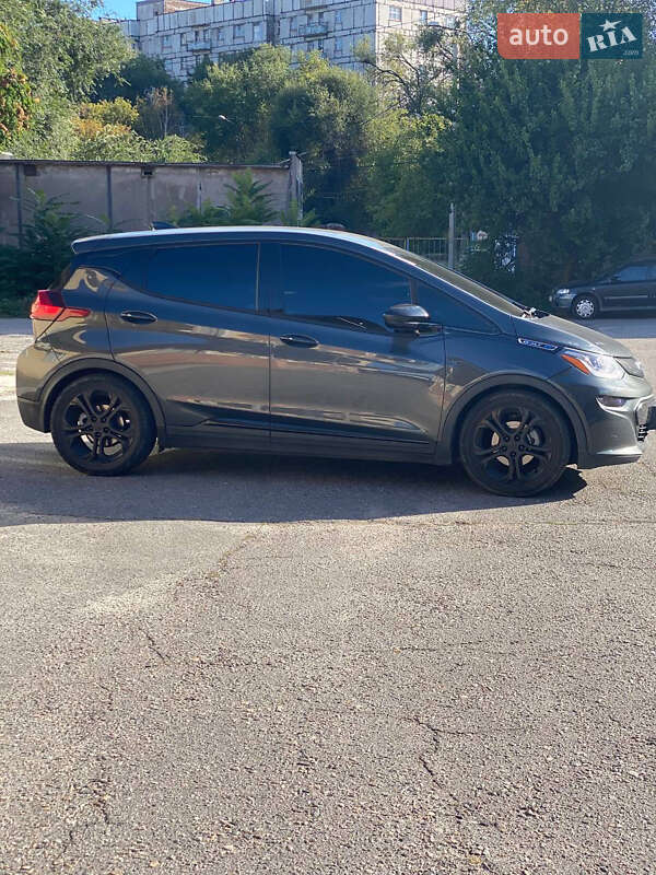 Хэтчбек Chevrolet Bolt EV 2018 в Запорожье