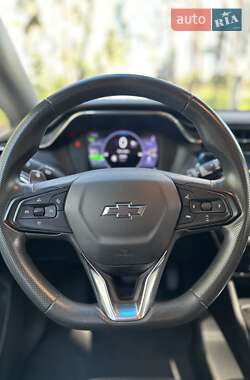 Хэтчбек Chevrolet Bolt EV 2022 в 