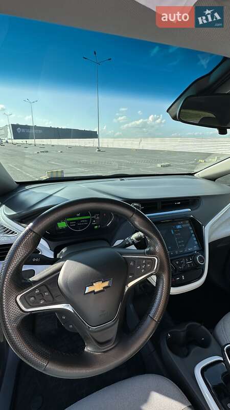 Хетчбек Chevrolet Bolt EV 2018 в Зубрі