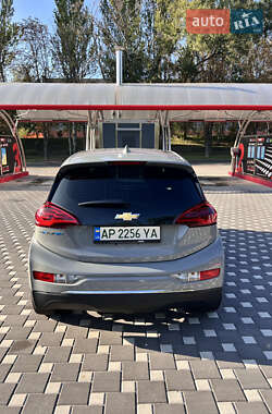 Хэтчбек Chevrolet Bolt EV 2018 в 