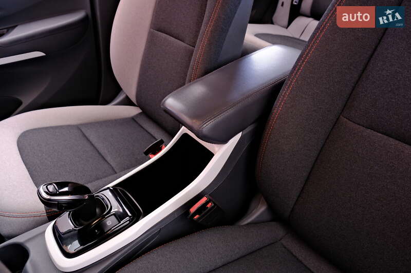 Хэтчбек Chevrolet Bolt EV 2018 в Одессе