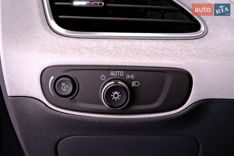 Хэтчбек Chevrolet Bolt EV 2018 в Одессе