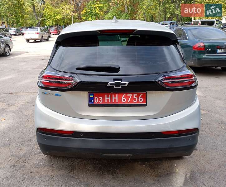 Хэтчбек Chevrolet Bolt EV 2022 в Кропивницком