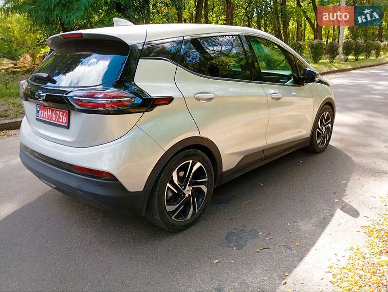 Хэтчбек Chevrolet Bolt EV 2022 в Кропивницком