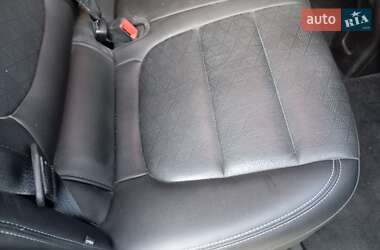 Хэтчбек Chevrolet Bolt EV 2022 в 