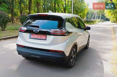 Хэтчбек Chevrolet Bolt EV 2022 в 