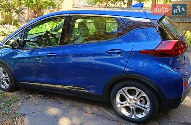 Хэтчбек Chevrolet Bolt EV 2018 в 