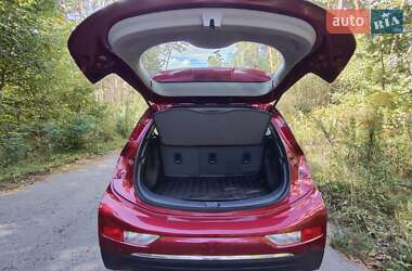 Хэтчбек Chevrolet Bolt EV 2017 в 
