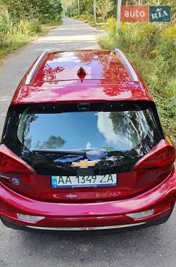 Хэтчбек Chevrolet Bolt EV 2017 в 