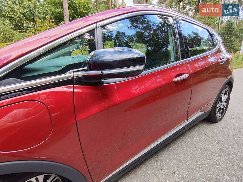 Хетчбек Chevrolet Bolt EV 2017 в Києві