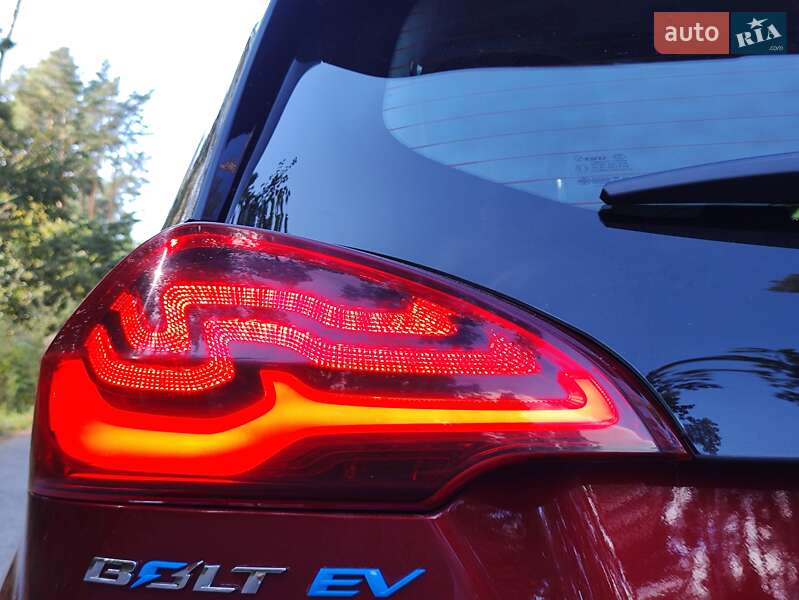 Хетчбек Chevrolet Bolt EV 2017 в Києві
