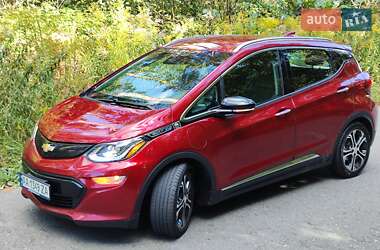 Хэтчбек Chevrolet Bolt EV 2017 в 