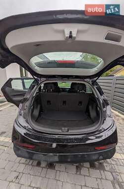 Хэтчбек Chevrolet Bolt EV 2023 в 