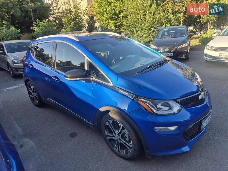 Хэтчбек Chevrolet Bolt EV 2017 в Киеве