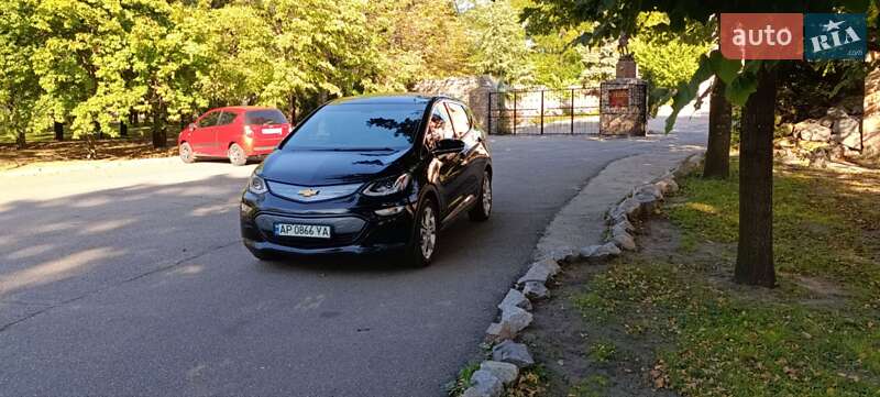 Хэтчбек Chevrolet Bolt EV 2017 в Запорожье