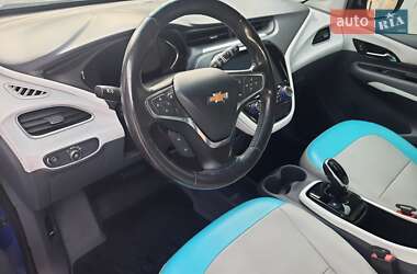 Хэтчбек Chevrolet Bolt EV 2020 в 