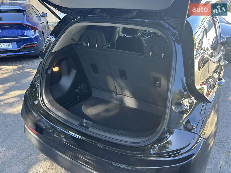 Хэтчбек Chevrolet Bolt EV 2023 в Одессе