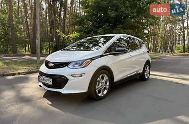 Хэтчбек Chevrolet Bolt EV 2021 в 