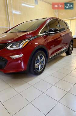 Хэтчбек Chevrolet Bolt EV 2017 в 