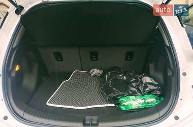 Хэтчбек Chevrolet Bolt EV 2022 в 