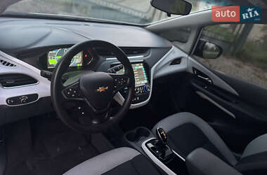 Хетчбек Chevrolet Bolt EV 2017 в 