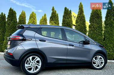 Хэтчбек Chevrolet Bolt EV 2022 в 