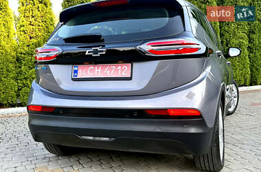 Хэтчбек Chevrolet Bolt EV 2022 в 