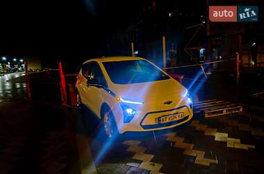 Хэтчбек Chevrolet Bolt EV 2022 в Ивано-Франковске