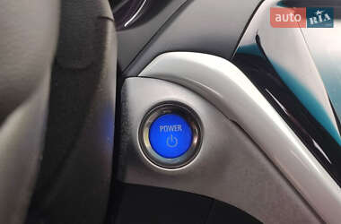 Хэтчбек Chevrolet Bolt EV 2018 в 