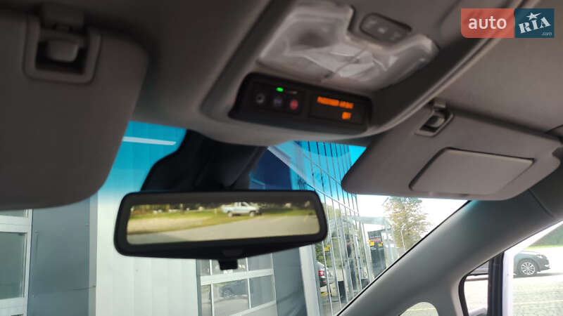 Хэтчбек Chevrolet Bolt EV 2018 в Дрогобыче