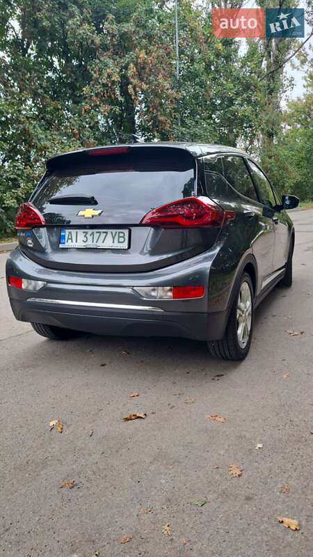 Хэтчбек Chevrolet Bolt EV 2021 в Киеве